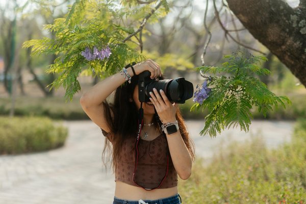 Descubra como o riso se torna uma poderosa aliada no fortalecimento da sa∫de mental!